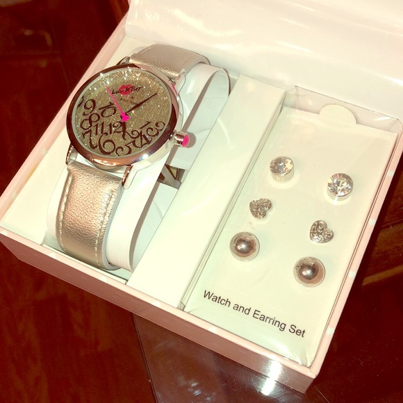Betsey Johnson Accessories - Bling Bling Watch & Earrings Betsey Johnson Accessories - Bling Bling Watch & Earrings